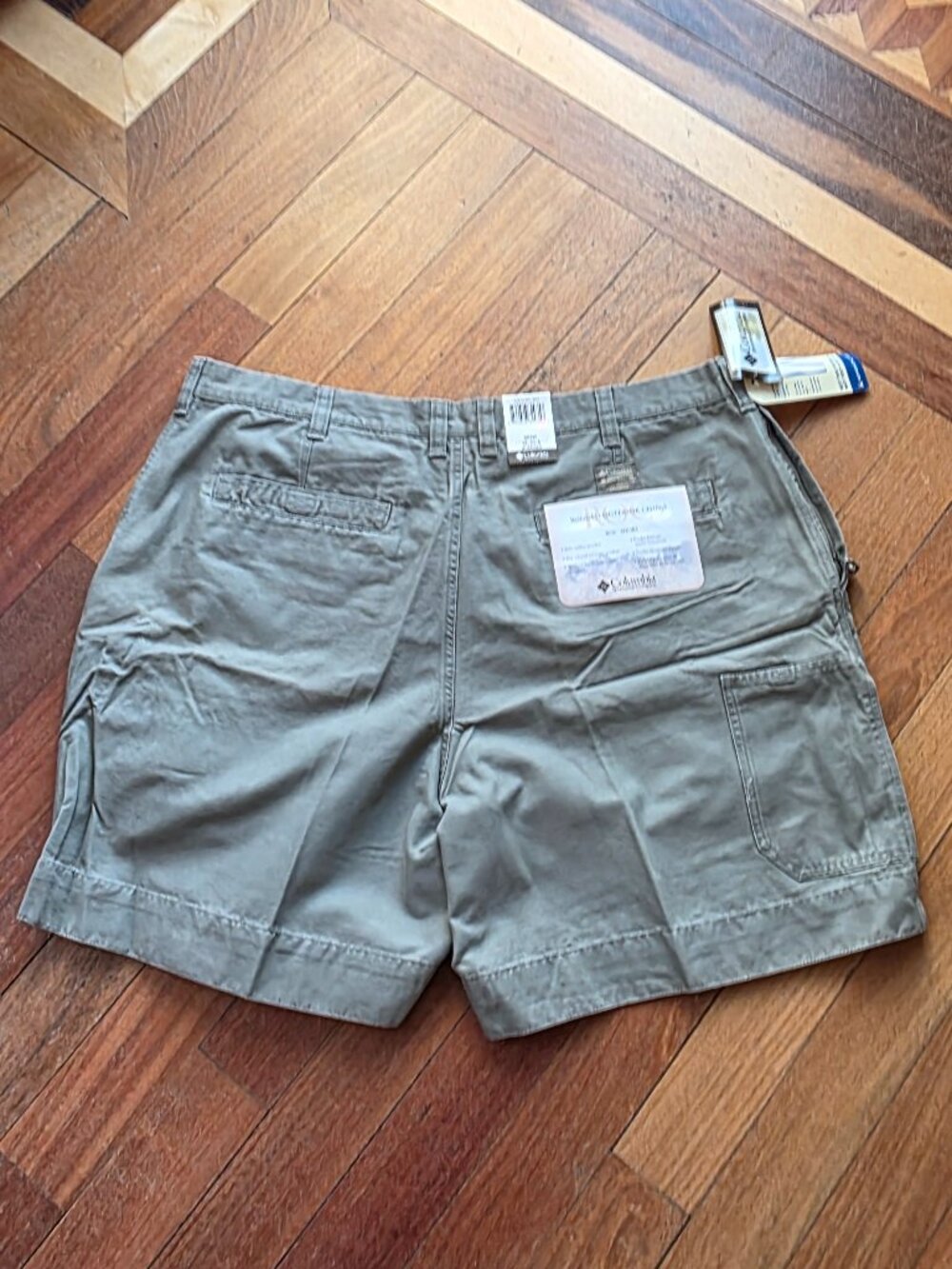 NWT Columbia Gray Rugged Outdoor Chino Shorts Big & Tall Size 44 - Picture 9 of 11